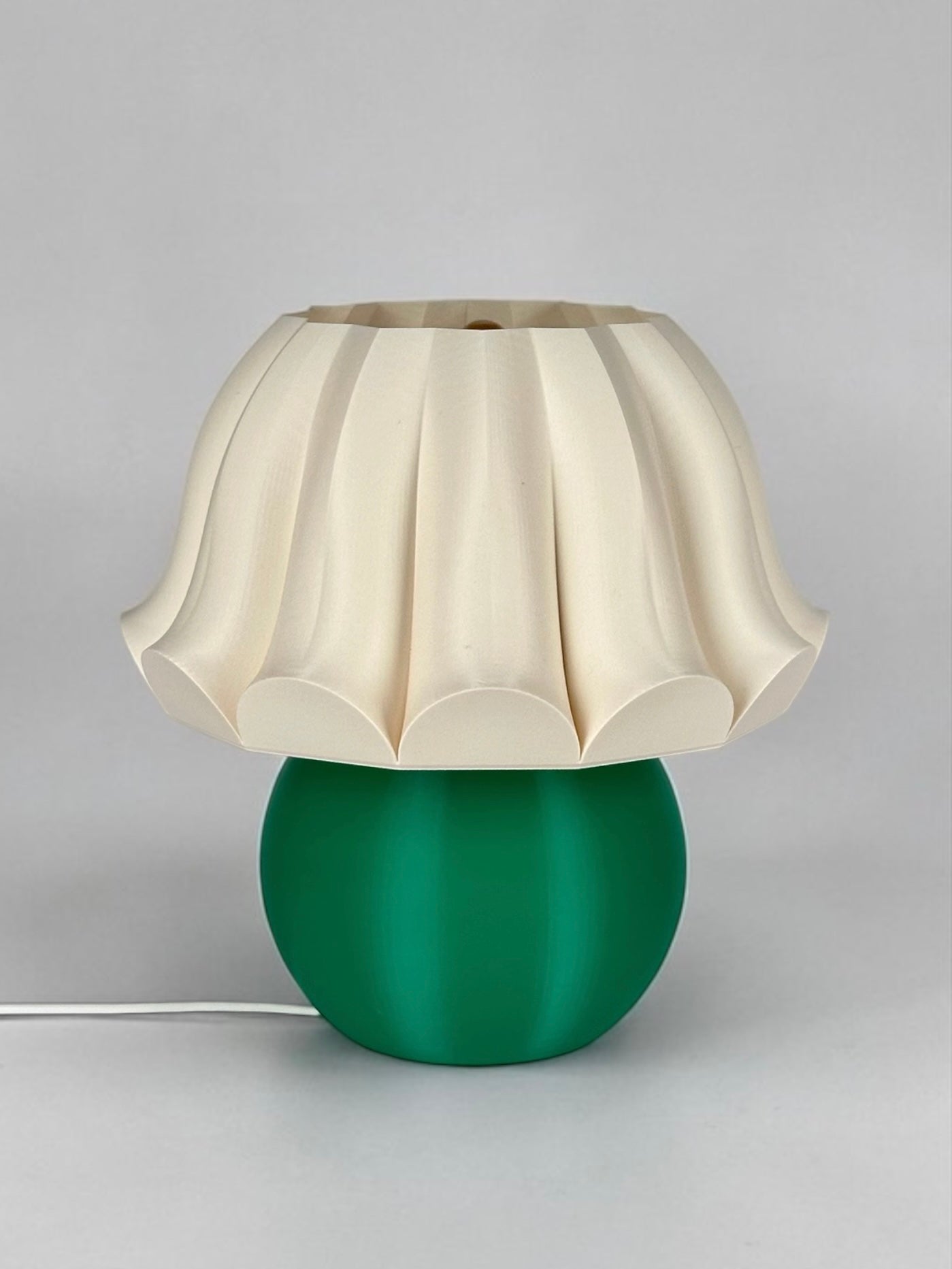 BLOOM | Flower-Shaped Retro Modern Decorative Table Lamp (Fuchsia & Teal)