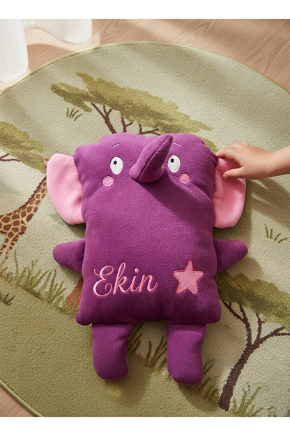 İsme Özel Fil Peluş Yastık – Mor, 40 cm – nakış ve kumaş görünümü